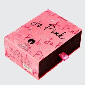 Çekmeceli mukavva kutular, profesyonel hediyeler için mükemmel bir seçimdir. Yüksek kaliteli ve dayanıklı malzemelerle üretilen bu kutular, dekoratiftir.