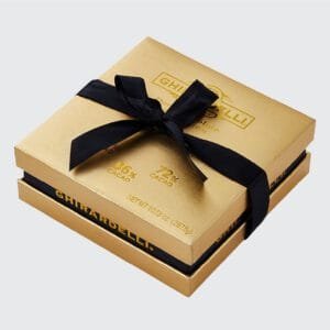 Kurumsal hediye sunumlarınız için harika lambalı mukavva kutular. Kit kutusu ve prestij hediye kutusu olarak kullanılabilen bu kutularla prestiji yakala.