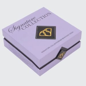 Kreatif lambalı mukavva kutular ile kurumsal hediye sunumlarınızı prestijli hale getirin. Kit kutusu ve hediye kutusu olarak kullanabileceğiniz ideal kutu.