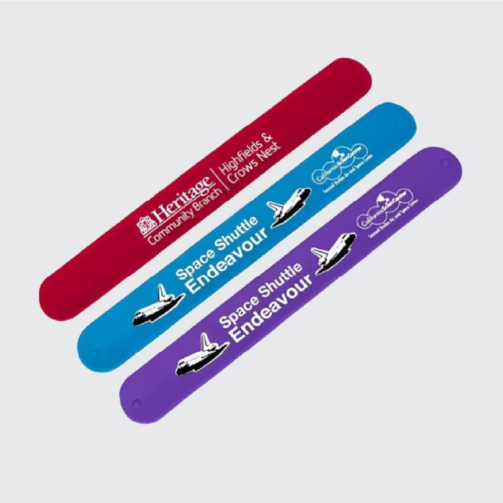 Modern ve şık Silikon Toka Bileklik modelleri ile tarzınızı yansıtın. En kaliteli ve uygun fiyatlı silikon bileklikler burada! Silikon toka bilekliklerimiz dayanıklı ve rahat kullanımı ile her tarza uygun. Trend bileklik seçeneklerini hemen keşfedin ve tarzınızı tamamlayın. Kaçırılmayacak fırsatlar ve geniş ürün yelpazesi için şimdi tıklayın!