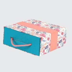 Tanıtım ve kurumsal hediyeler için Çanta Mukavva Kutu çözümleri. Kreatif tasarımlar ile markanızı öne çıkarın ve etkileyici paketler hazırlayın.