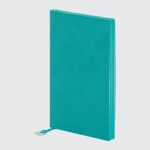 Feriköy Model 10×17 cm defter, şık termo PU kapak, 80 gr ivory krem kağıt ve özelleştirilebilir baskı seçenekleri ile markanızı öne çıkarır.