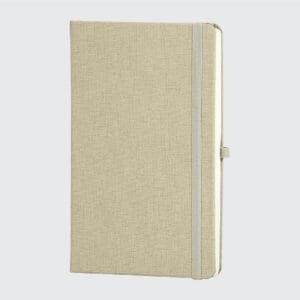 Salihli Model 13×21 cm Defter, termo PU kapak, krem kağıt, kalem tutucu ve renkli kapak seçenekleriyle promosyonlarınızda prestijli bir izlenim yaratır.