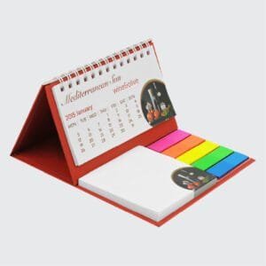 Ayraç ve Yapışkan Bloknotlu Masa Takvimi ()